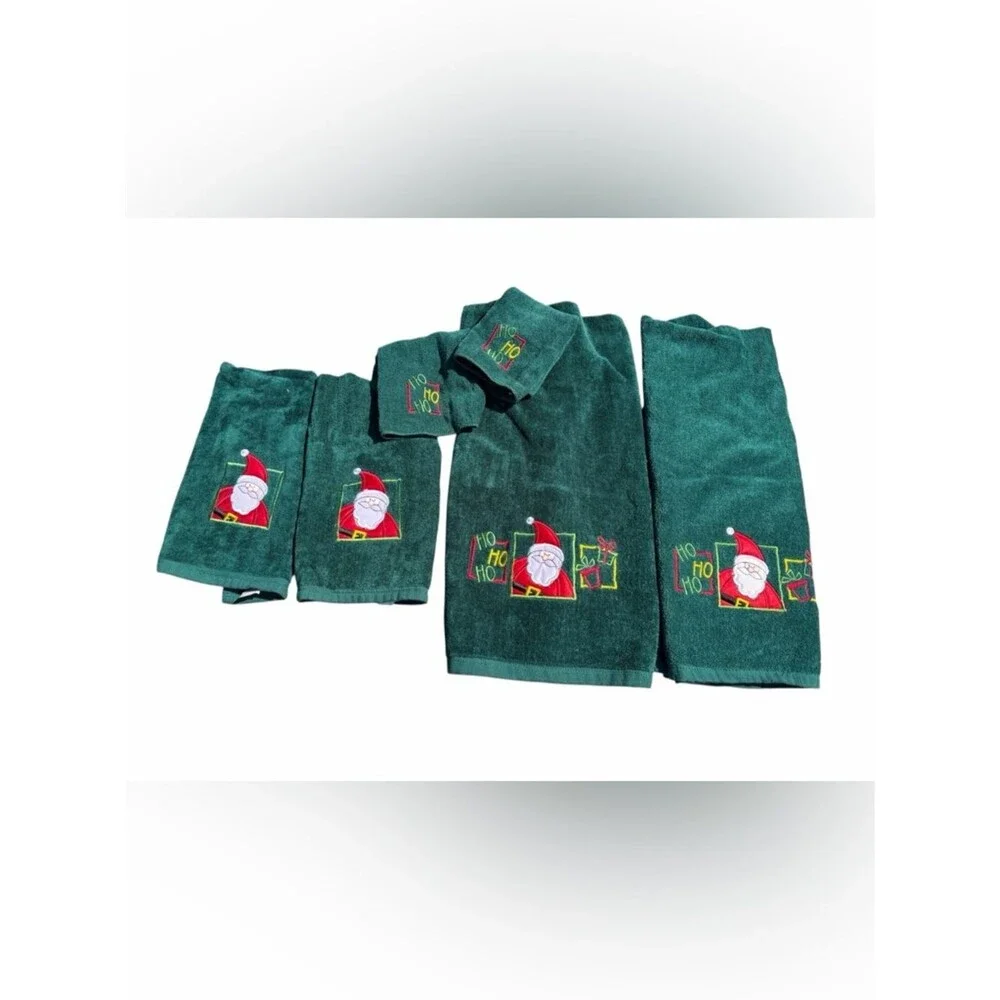 Vintage Christmas Embroidered Santa Towel Set Green Kitchen & Bath Towels